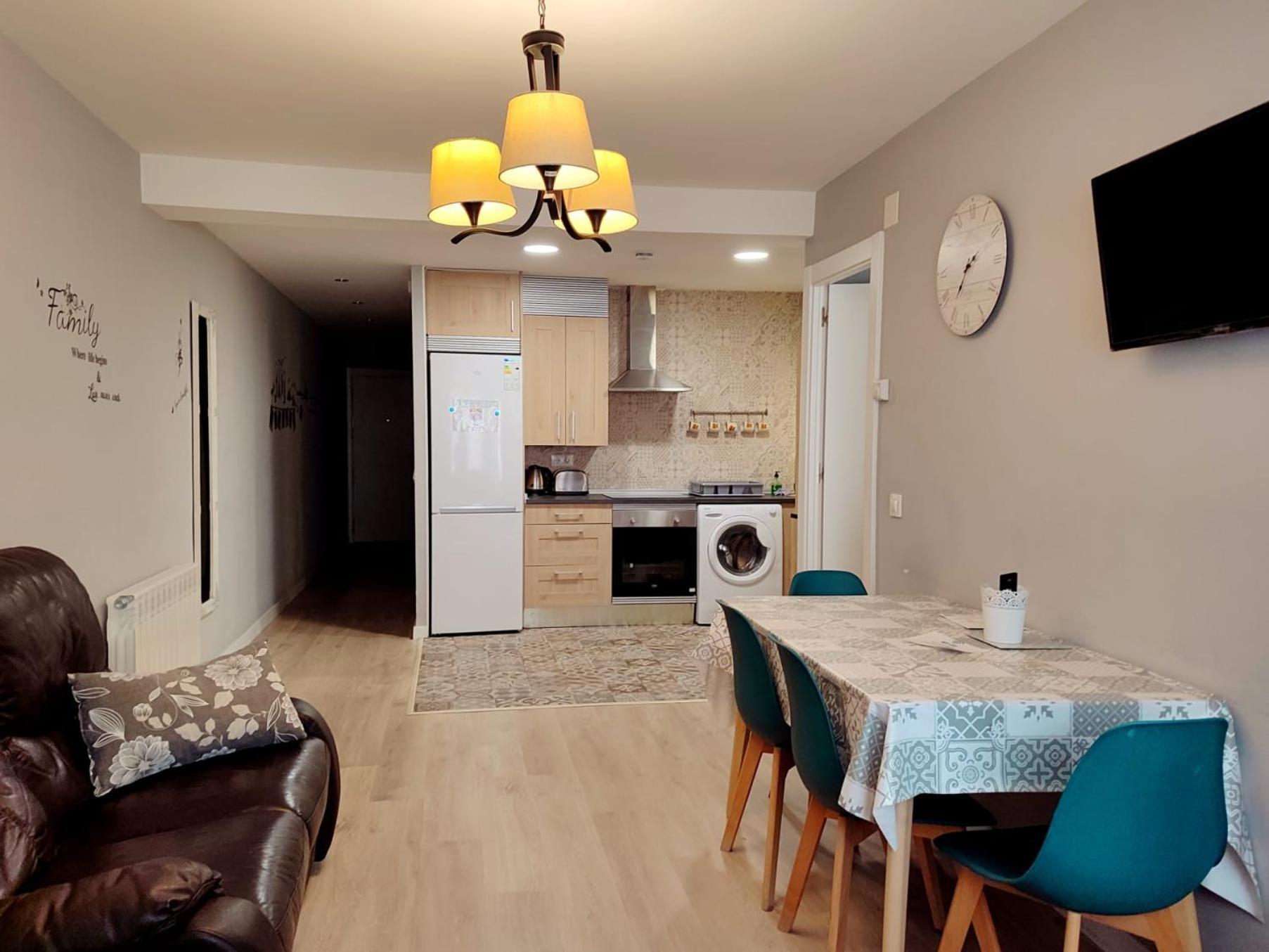 Serendipia Apartamentos 3 洛格罗尼奥 外观 照片
